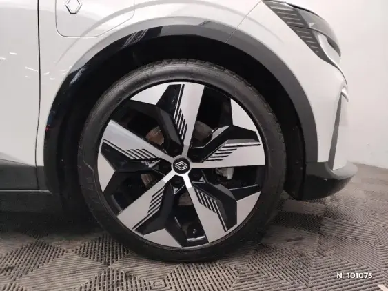 RENAULT MEGANE V - voiture d'occasion - Photo 8