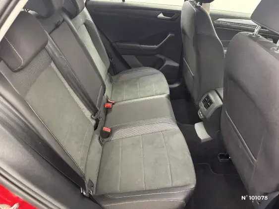 VOLKSWAGEN T-ROC - voiture d'occasion - Photo 11