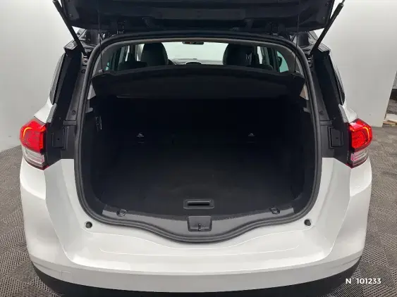 RENAULT SCENIC IV - voiture d'occasion - Photo 7