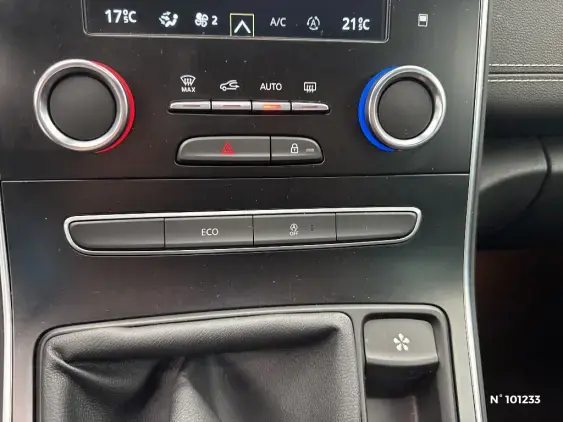 RENAULT SCENIC IV - voiture d'occasion - Photo 15