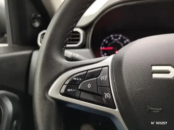 DACIA DUSTER II - voiture d'occasion - Photo 25