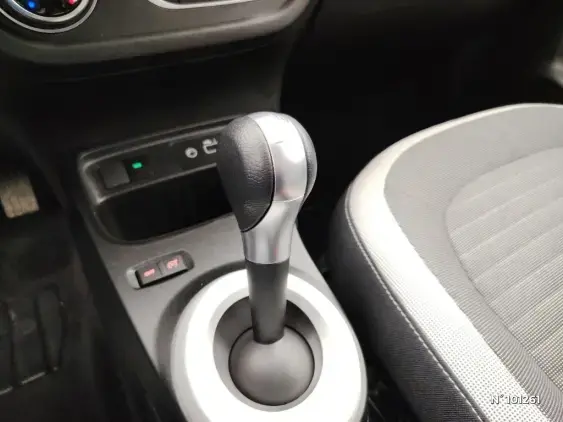 RENAULT TWINGO ELECTRIQUE III - voiture d'occasion - Photo 22