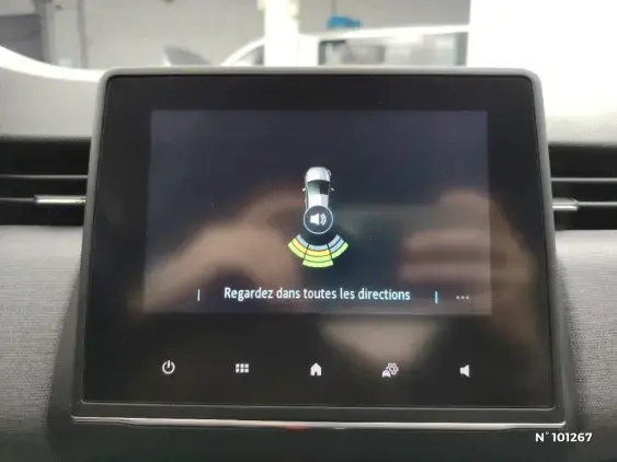 RENAULT CLIO V - voiture d'occasion - Photo 14