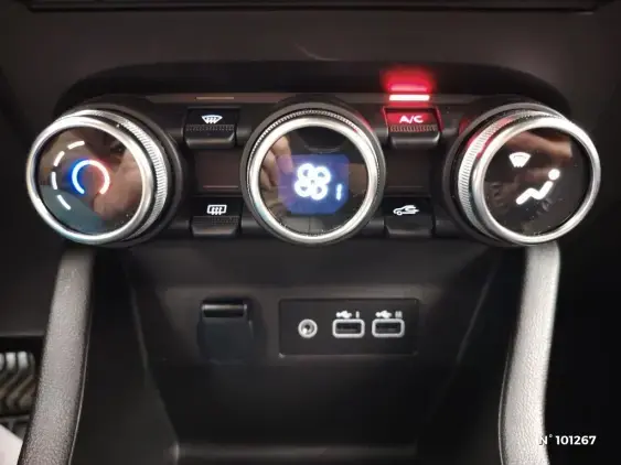 RENAULT CLIO V - voiture d'occasion - Photo 15