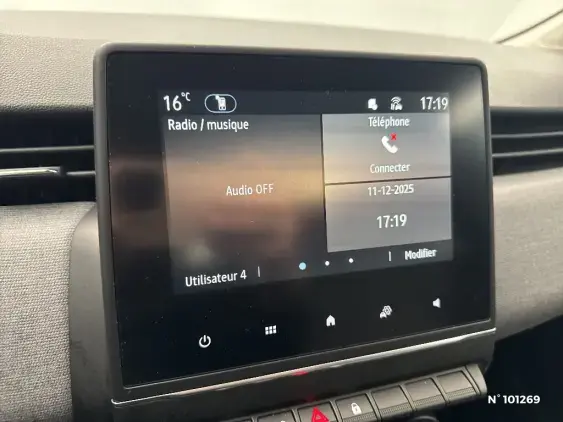 RENAULT CLIO V - voiture d'occasion - Photo 13