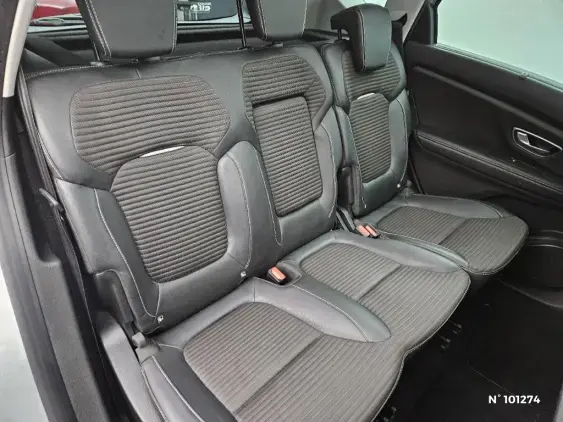 RENAULT SCENIC IV - voiture d'occasion - Photo 11