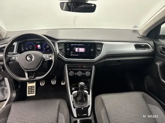VOLKSWAGEN T-ROC - voiture d'occasion - Photo 9