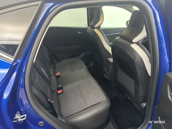 RENAULT CAPTUR II - voiture d'occasion - Photo 11