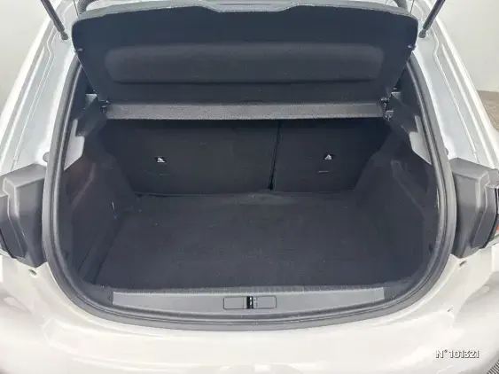 PEUGEOT 208 BUSINESS R II - voiture d'occasion - Photo 7