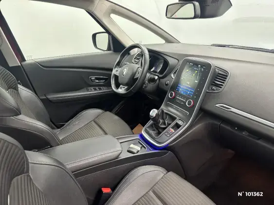 RENAULT SCENIC IV - voiture d'occasion - Photo 10