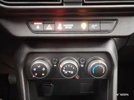 DACIA SANDERO III - voiture d'occasion - Photo 14