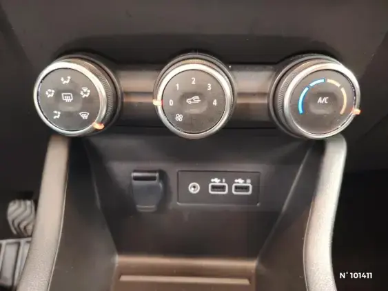 RENAULT CLIO V - voiture d'occasion - Photo 15