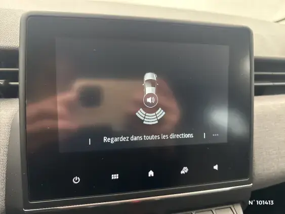 RENAULT CLIO V - voiture d'occasion - Photo 14