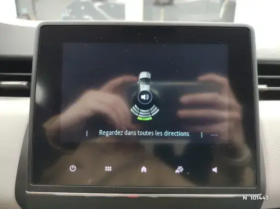 RENAULT CLIO V - voiture d'occasion - Photo 14