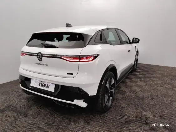 RENAULT MEGANE V - voiture d'occasion - Photo 4