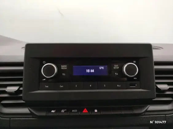 RENAULT TRAFIC FG III - voiture d'occasion - Photo 12