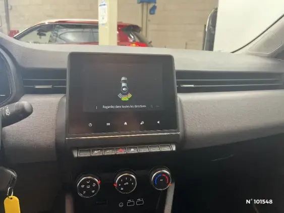 RENAULT CLIO V - voiture d'occasion - Photo 13