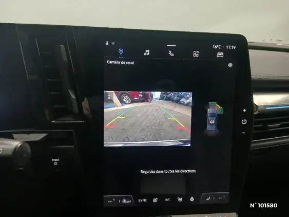 RENAULT MEGANE V - voiture d'occasion - Photo 14