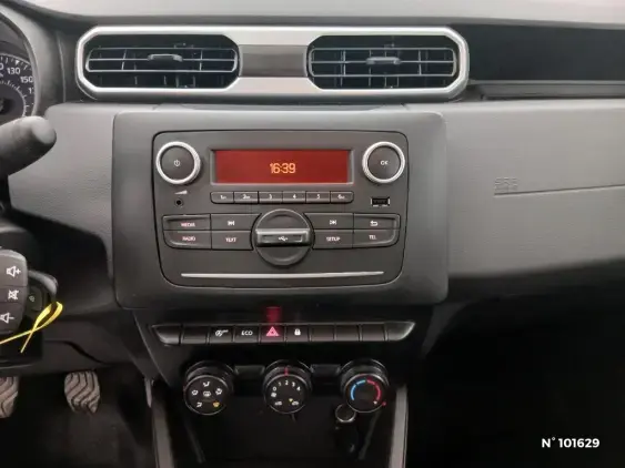 DACIA DUSTER II - voiture d'occasion - Photo 14