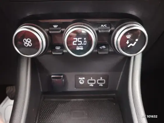 RENAULT CAPTUR II - voiture d'occasion - Photo 15