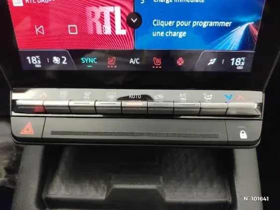 RENAULT MEGANE V - voiture d'occasion - Photo 15