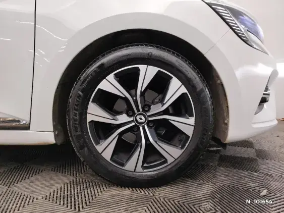 RENAULT CLIO V - voiture d'occasion - Photo 8