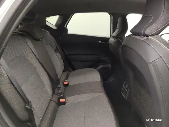 RENAULT CAPTUR II - voiture d'occasion - Photo 11