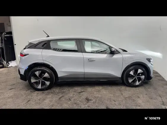 RENAULT MEGANE V - voiture d'occasion - Photo 5