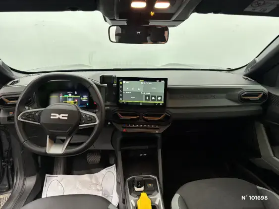 DACIA DUSTER III - voiture d'occasion - Photo 9