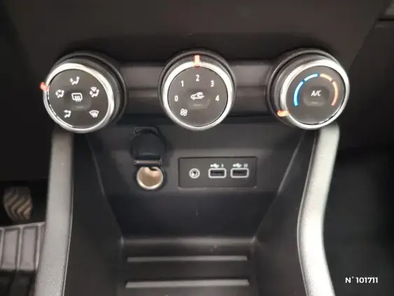 RENAULT CLIO V - voiture d'occasion - Photo 15