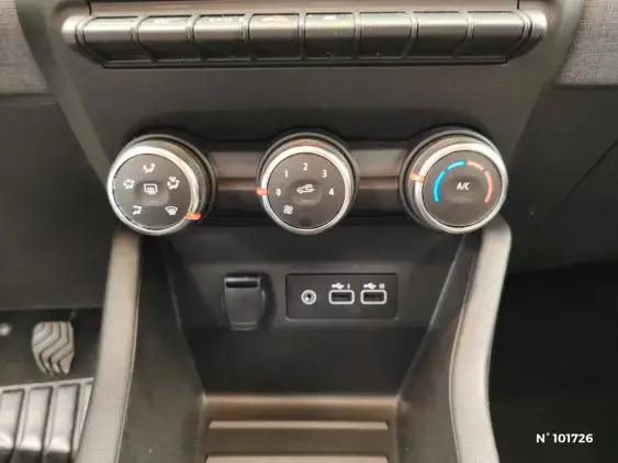 RENAULT CLIO V - voiture d'occasion - Photo 15