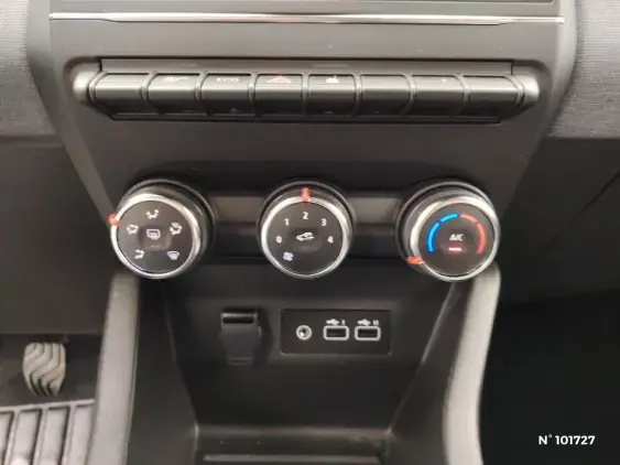 RENAULT CLIO V - voiture d'occasion - Photo 14