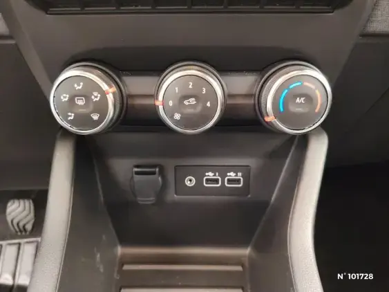 RENAULT CLIO V - voiture d'occasion - Photo 15