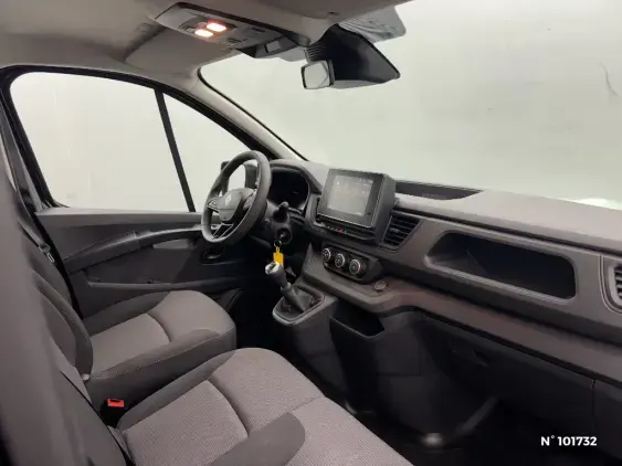 RENAULT TRAFIC III - voiture d'occasion - Photo 10