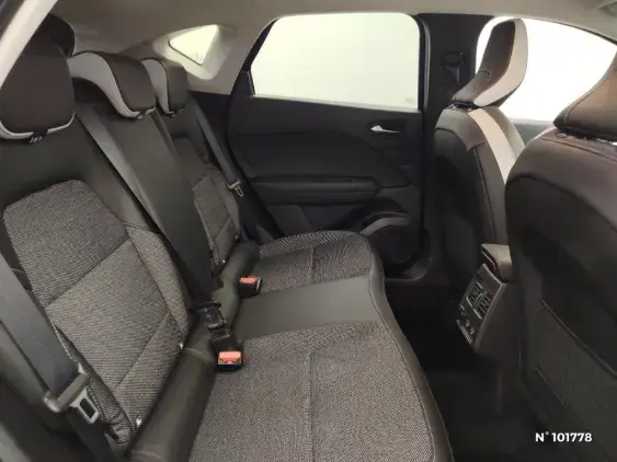 RENAULT CAPTUR II - voiture d'occasion - Photo 11
