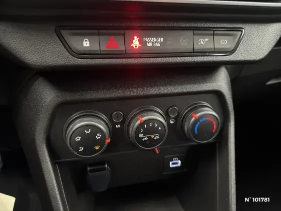 DACIA SANDERO III - voiture d'occasion - Photo 15