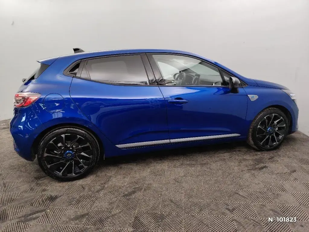 RENAULT CLIO V - Miniature 3