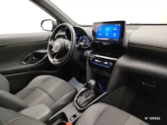 TOYOTA YARIS CROSS I - voiture d'occasion - Photo 10