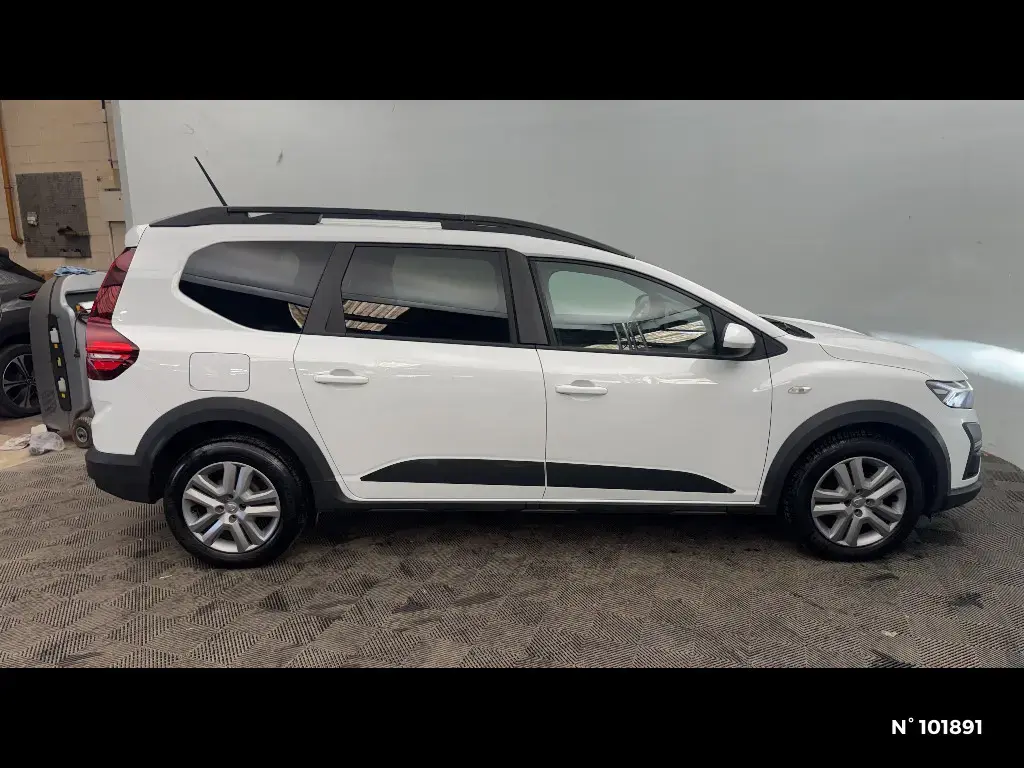 DACIA JOGGER - Miniature 3