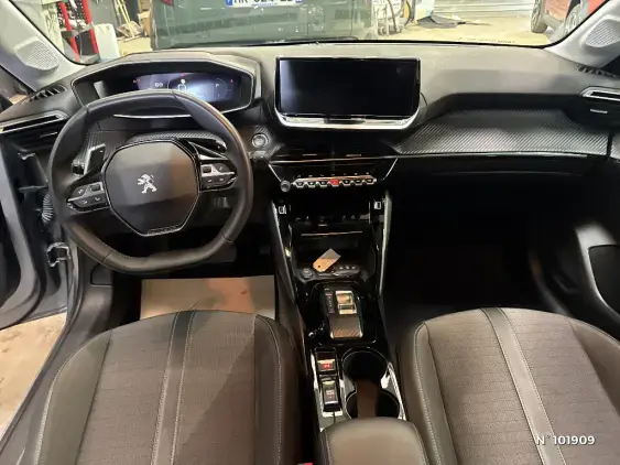 PEUGEOT 208 II - voiture d'occasion - Photo 9
