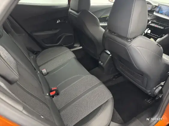 PEUGEOT 2008 II - voiture d'occasion - Photo 11