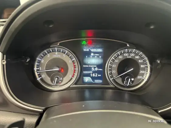 SUZUKI VITARA IV - voiture d'occasion - Photo 12