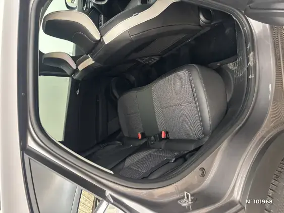 RENAULT CAPTUR II - voiture d'occasion - Photo 11
