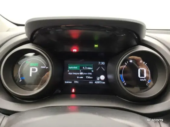 TOYOTA YARIS IV - voiture d'occasion - Photo 12