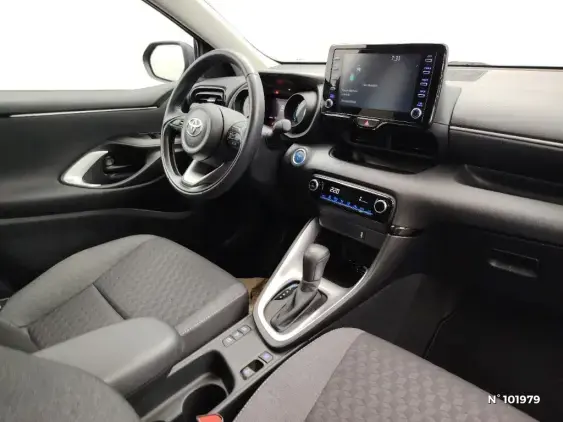 TOYOTA YARIS IV - voiture d'occasion - Photo 10