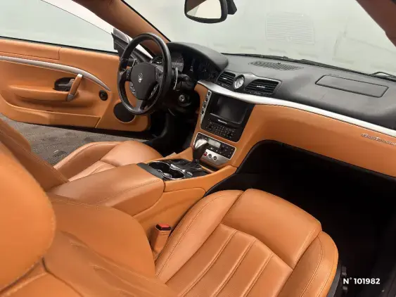 MASERATI GRANTURISMO - voiture d'occasion - Photo 10