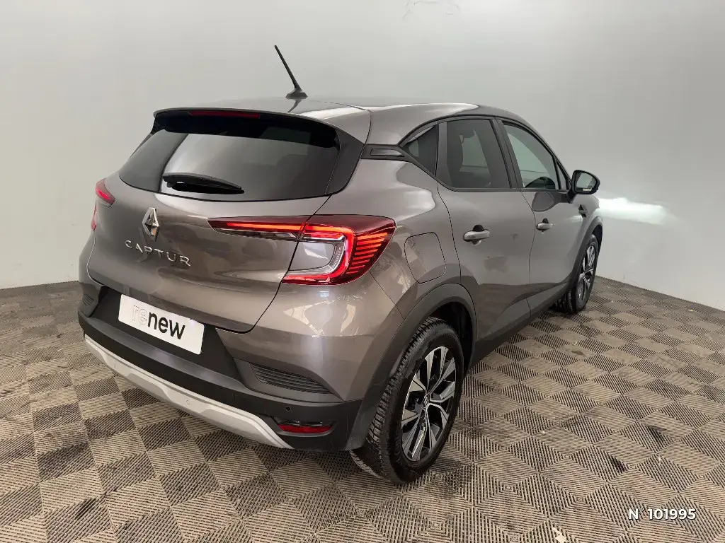 RENAULT CAPTUR II - Miniature 2