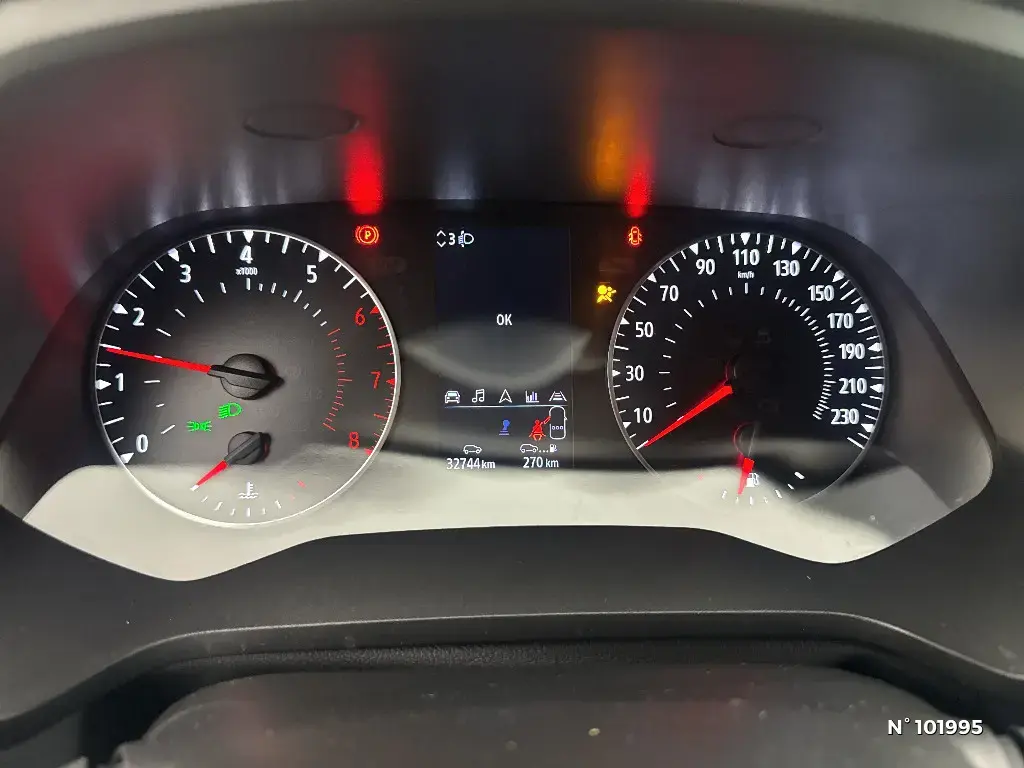 RENAULT CAPTUR II - Miniature 8