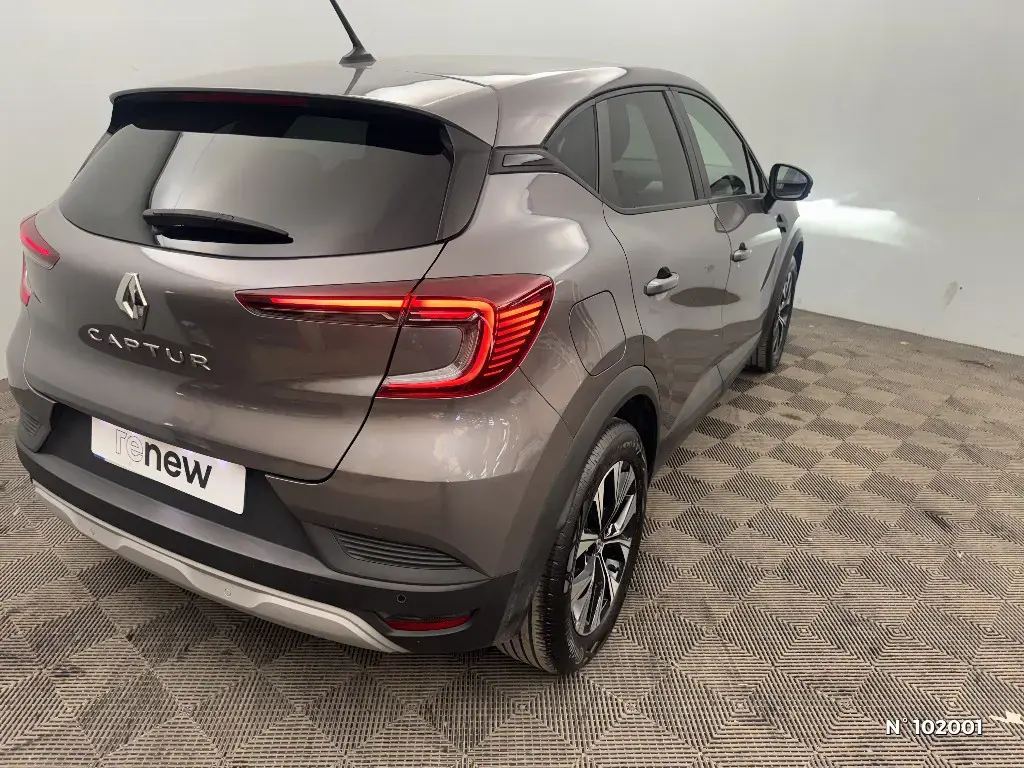 RENAULT CAPTUR II - Miniature 2