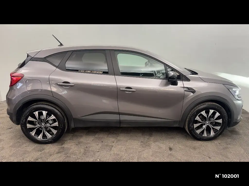 RENAULT CAPTUR II - Miniature 3